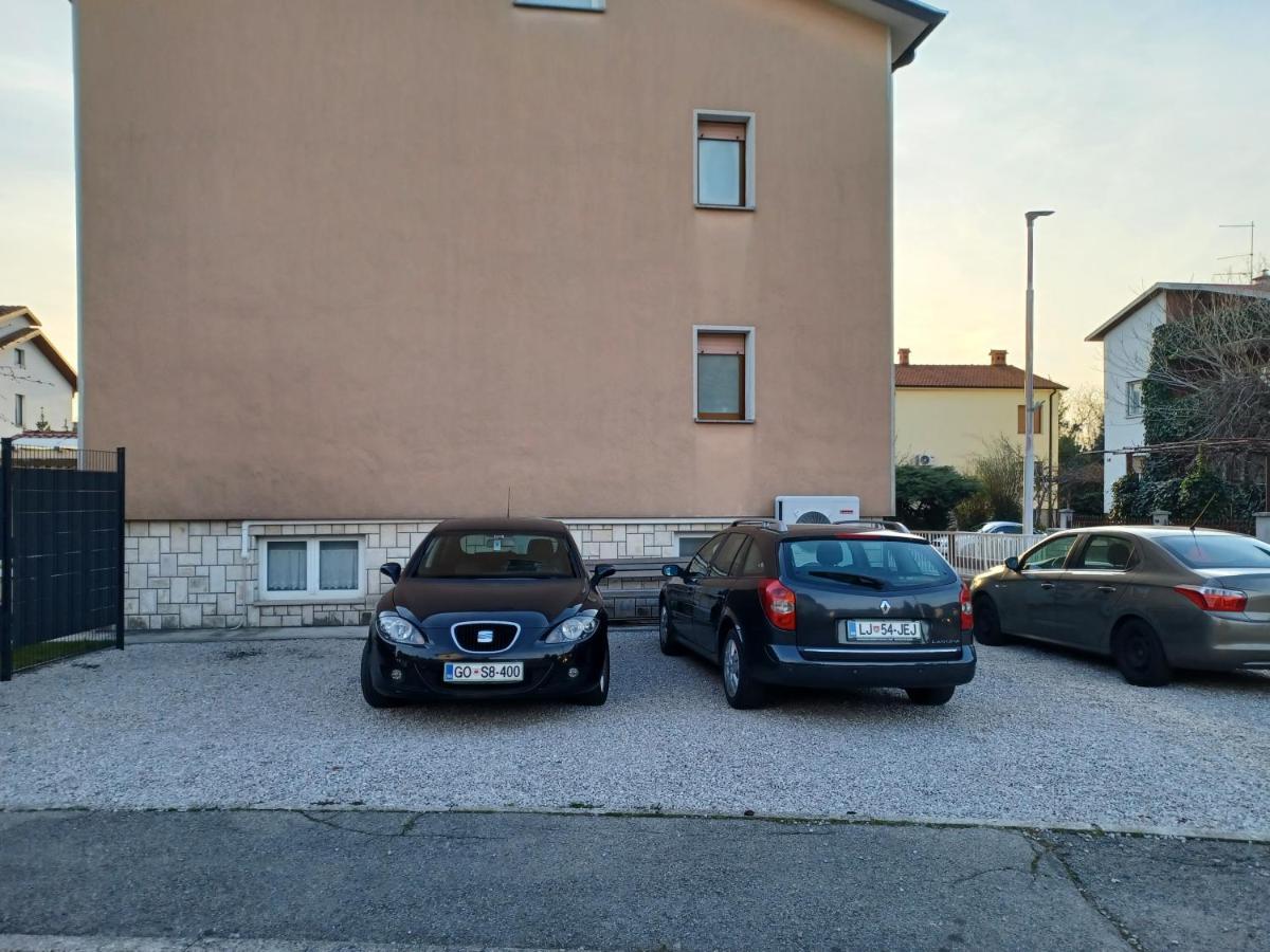 Love 2 Solkan Nova Gorica Eksteriør billede